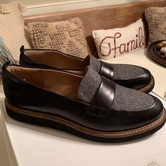clarks penny loafers womens